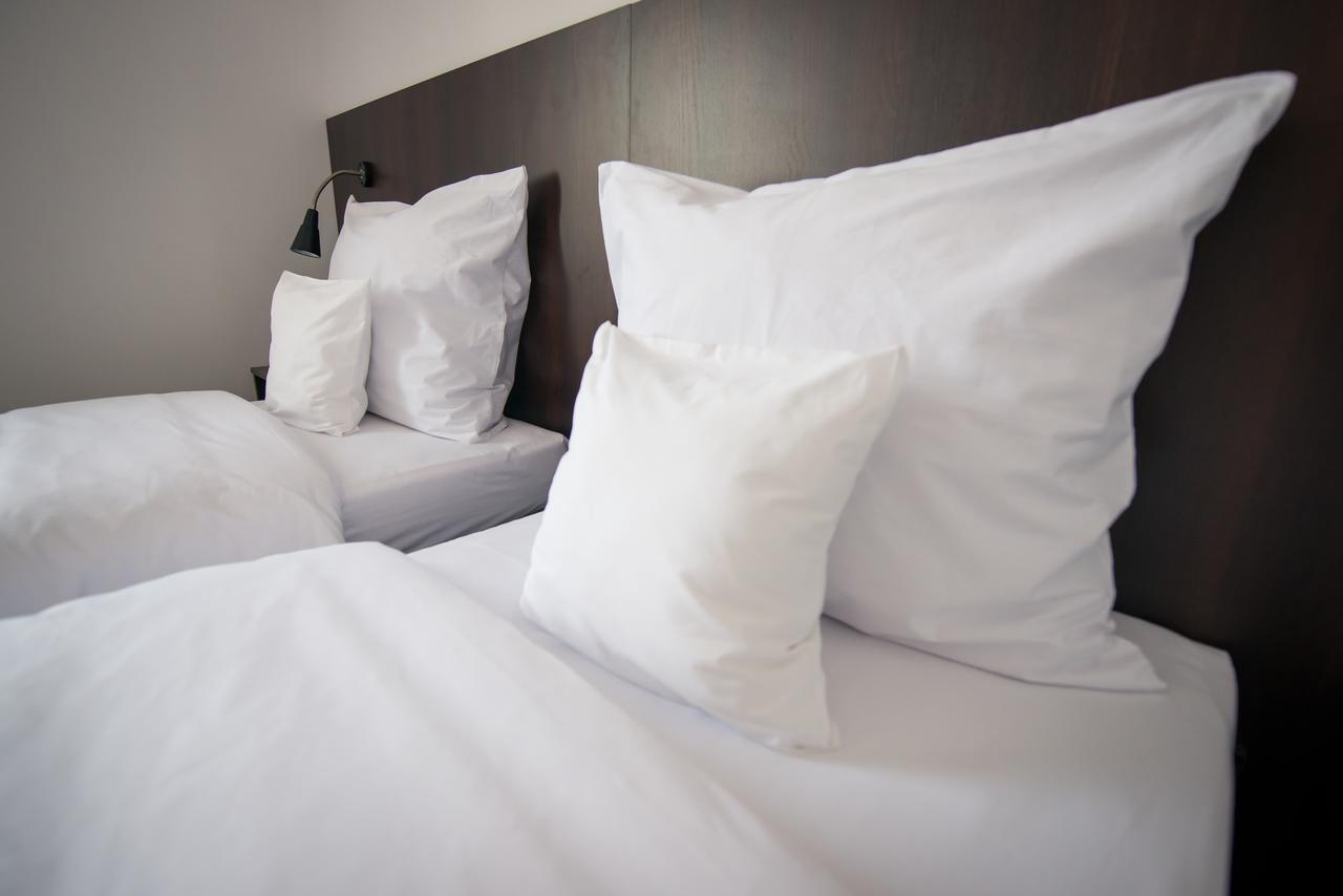 First Hotel 特切夫 外观 照片