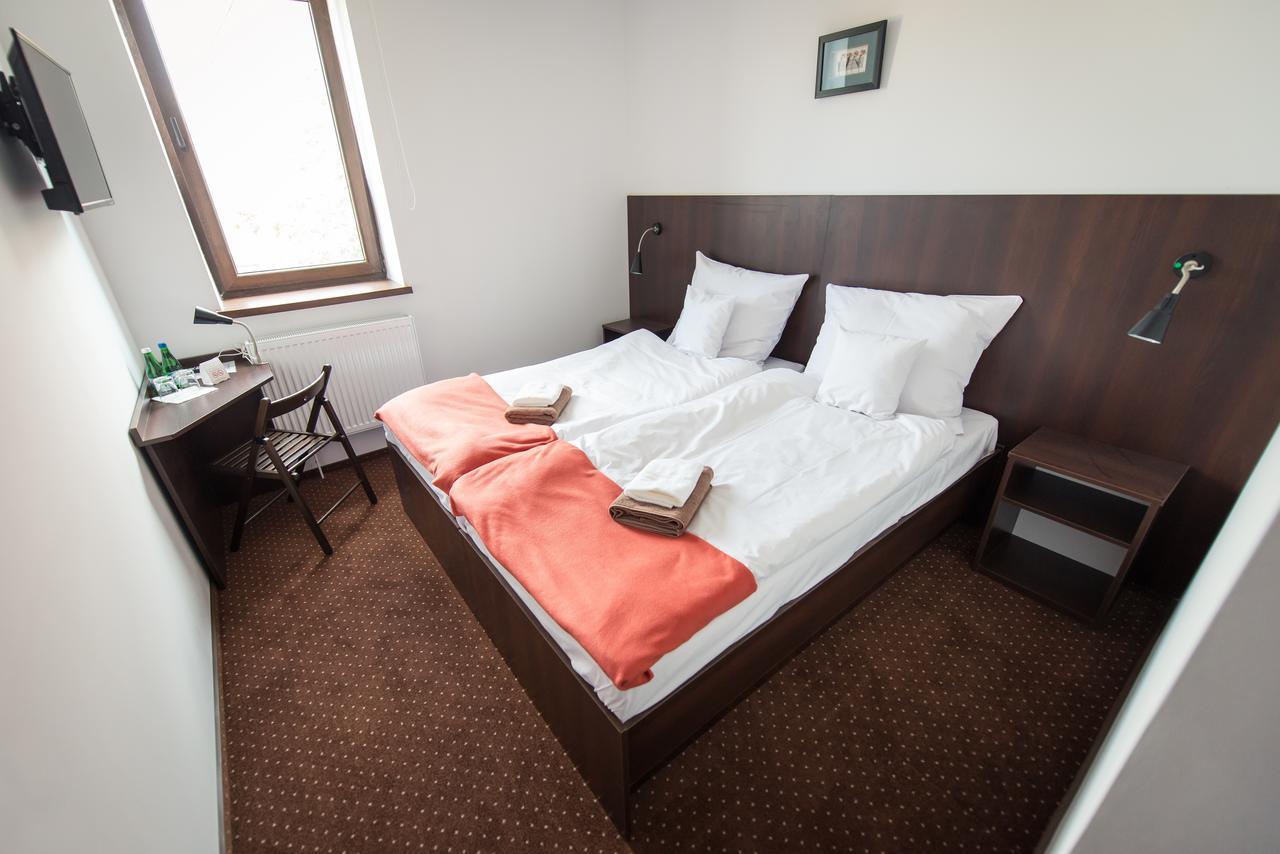 First Hotel 特切夫 外观 照片